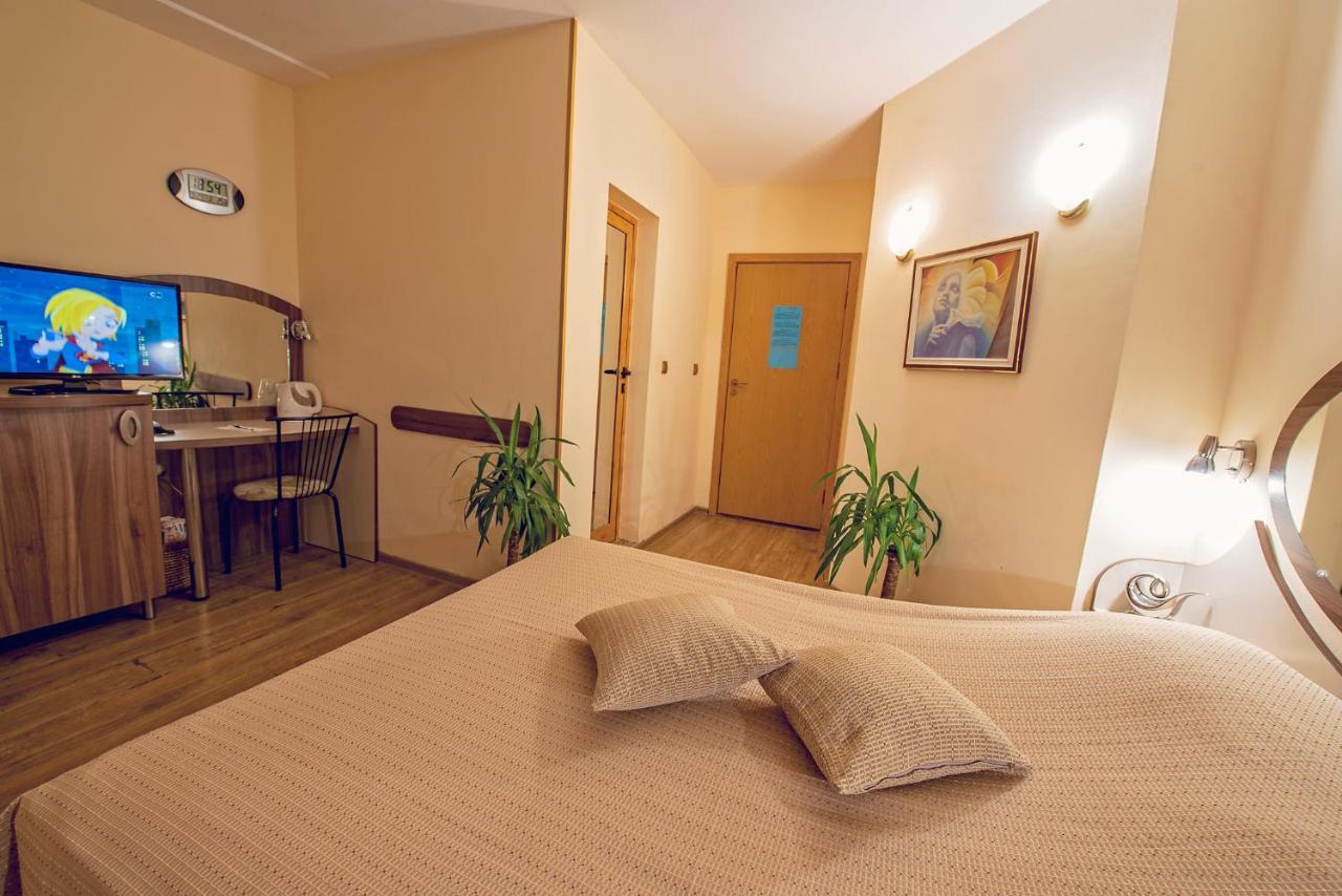 Hotel Color Varna Esterno foto